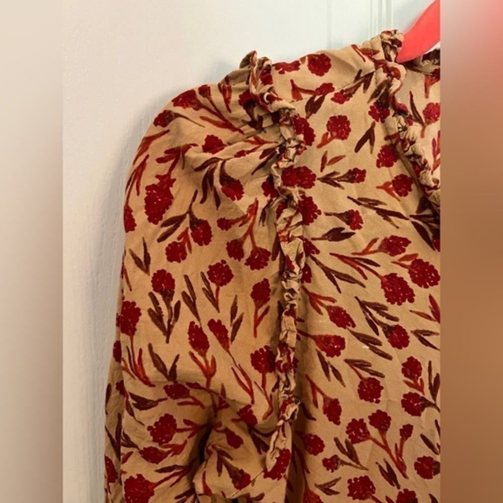 XIX PALMS S Toledo Ruffle Top - Picture 4 of 12
